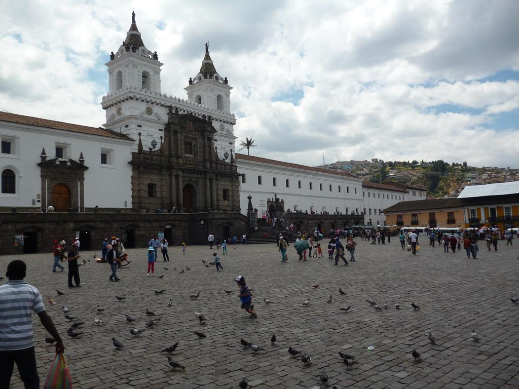 Departamento Quito Historico Διαμέρισμα Δωμάτιο φωτογραφία