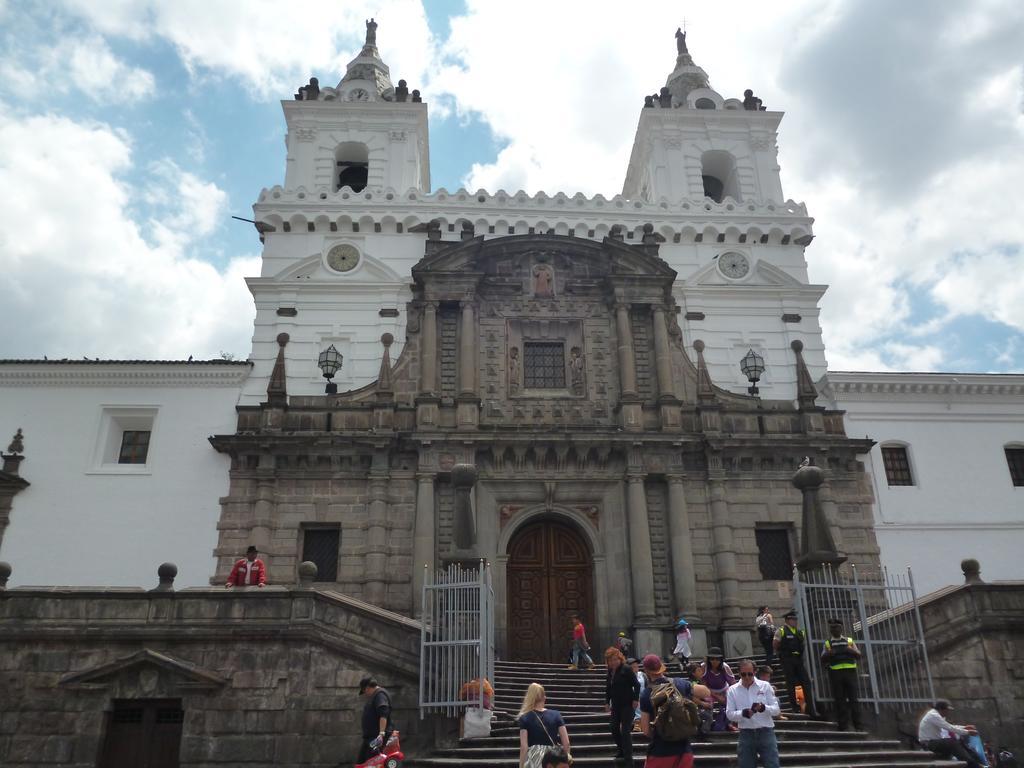 Departamento Quito Historico Διαμέρισμα Δωμάτιο φωτογραφία