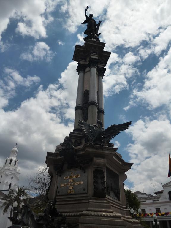 Departamento Quito Historico Διαμέρισμα Δωμάτιο φωτογραφία